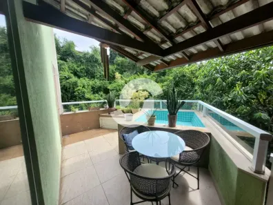 Casa de Condomínio com 4 Quartos à venda, 260m² no Sapê, Niterói