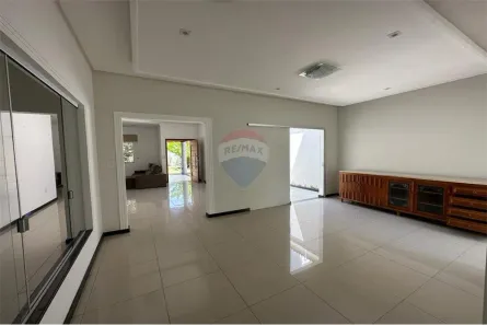 Casa de Condomínio com 3 Quartos para alugar, 220m² no , Porto Seguro