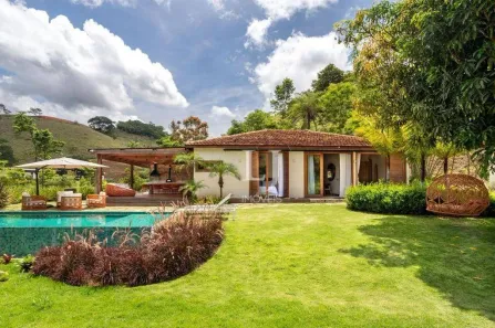 Fazenda/Sítio com 4 Quartos à venda, 350m² no Pedro do Rio, Petrópolis