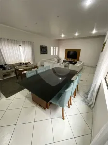 Sobrado com 3 Quartos à venda, 261m² no Vila Euclides, São Bernardo do Campo