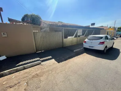 Casa com 4 Quartos à venda, 240m² no Nossa Senhora de Fátima, Goiânia