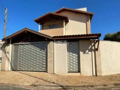 Casa com 3 Quartos à venda, 237m² no Jardim Gardênias, Araraquara