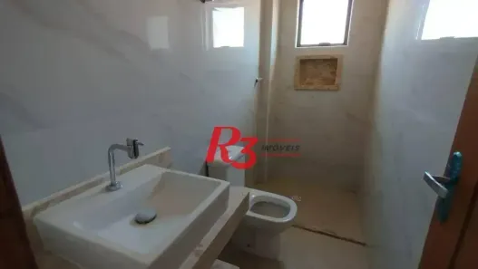 Casa com 3 Quartos à venda, 220m² no Embaré, Santos