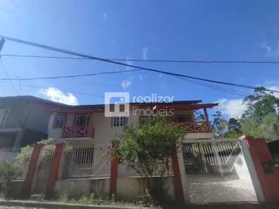 Casa com 4 Quartos para alugar, 230m² no Cacupé, Florianópolis