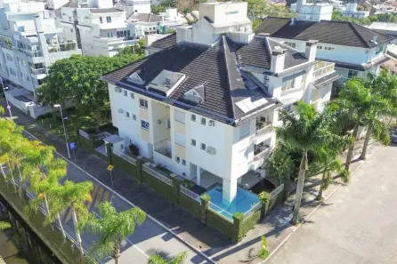 Apartamento com 2 Quartos à venda, 82m² no Jurerê, Florianópolis