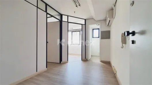 Sala Comercial à venda, 41m² no Liberdade, São Paulo