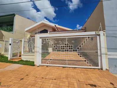Casa com 3 Quartos à venda, 221m² no Jardim São Francisco, Marília