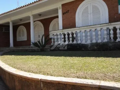 Imóvel Comercial com 7 Quartos para alugar, 680m² no Jardim das Paineiras, Campinas