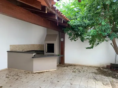Casa de Condomínio com 3 Quartos para alugar, 120m² no Despraiado, Cuiabá