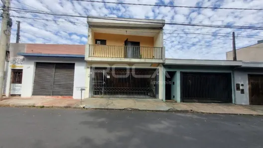 Sobrado com 3 Quartos à venda, 152m² no Jardim Bicão, São Carlos