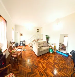 Sobrado com 3 Quartos à venda, 218m² no Vila Lemos, Campinas