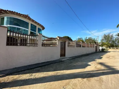 Casa com 4 Quartos à venda, 200m² no Balneário São Pedro, São Pedro da Aldeia