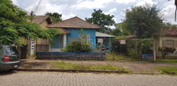 Lote/Terreno à venda, 378m² no Passo da Areia, Porto Alegre