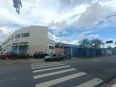 Galpão/Depósito/Armazém para alugar, 2600m² no Higienópolis, Piracicaba