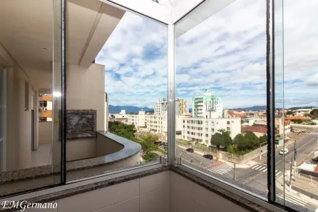Apartamento com 3 Quartos à venda, 97m² no Capoeiras, Florianópolis