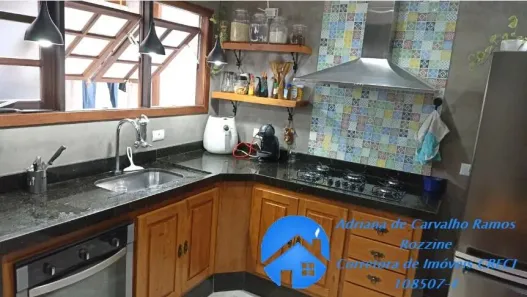 Casa com 3 Quartos à venda, 174m² no Parque São George, Cotia