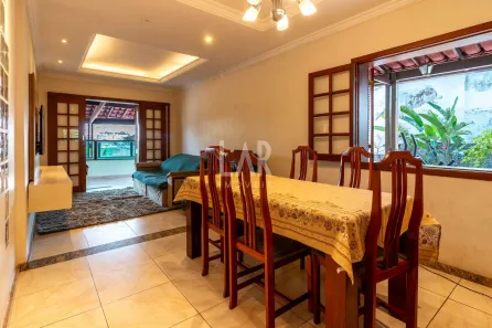 Casa com 5 Quartos à venda, 210m² no Horto Florestal, Belo Horizonte