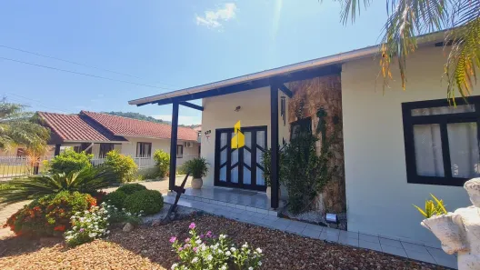 Casa com 4 Quartos à venda, 220m² no Quintino, Timbó
