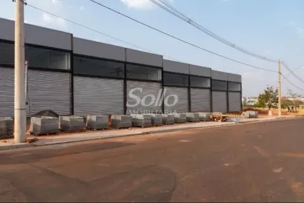 Sala Comercial para alugar, 791m² no Loteamento CRT Centro Empresarial, Uberlândia