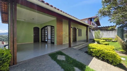 Casa com 4 Quartos à venda, 170m² no Agriões, Teresópolis