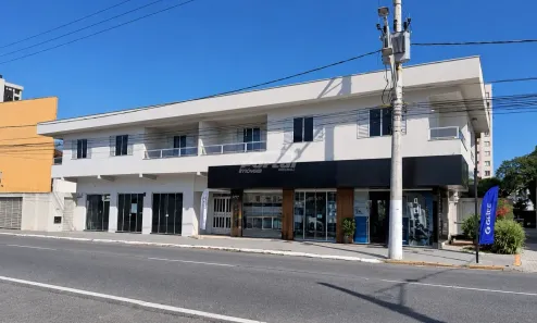 Apartamento com 3 Quartos para alugar, 130m² no Centro, Balneário Piçarras