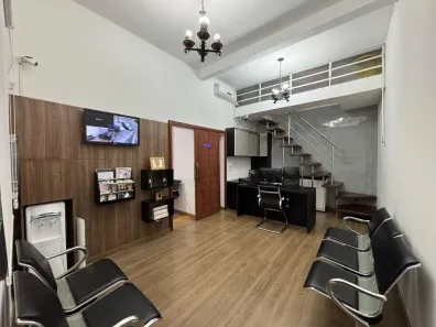 Ponto Comercial para alugar, 120m² no Centro, Juiz de Fora