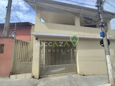 Sobrado com 2 Quartos à venda, 257m² no Centro, Santa Branca