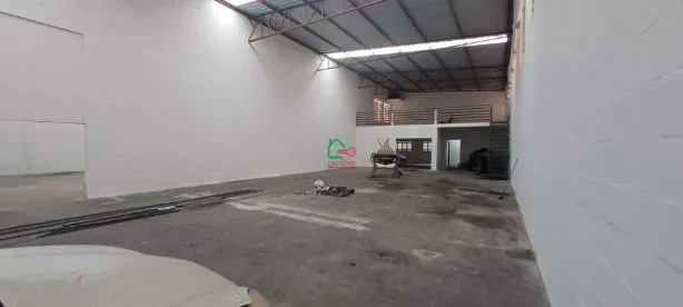 Galpão/Depósito/Armazém para alugar, 474m² no João XXIII, Vinhedo