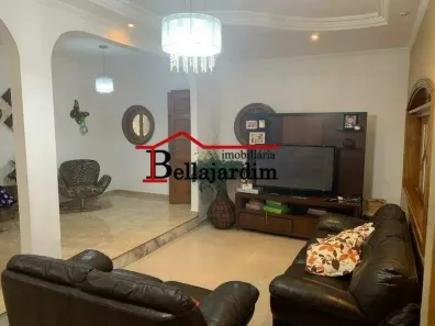 Sobrado com 4 Quartos para alugar, 235m² no Jardim Maria Adelaide, São Bernardo do Campo