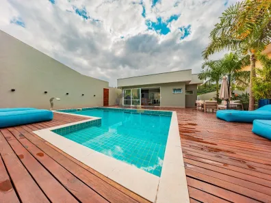 Casa de Condomínio com 3 Quartos à venda, 378m² no Jardim Caiapiá, Cotia