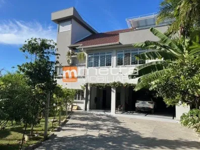 Casa com 6 Quartos à venda, 491m² no Campeche, Florianópolis
