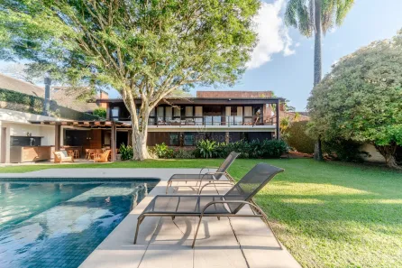 Casa com 4 Quartos à venda, 450m² no Vila Assunção, Porto Alegre