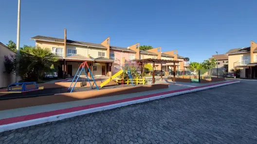 Casa de Condomínio com 2 Quartos à venda, 94m² no Porto Canoa, Serra