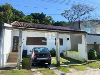 Casa com 3 Quartos à venda, 120m² no Espinheiros, Itajaí