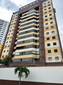 Apartamento com 4 Quartos à venda, 240m² no Maurício de Nassau, Caruaru