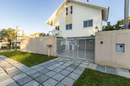 Sobrado com 3 Quartos à venda, 166m² no Cachoeira, Curitiba