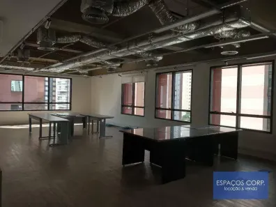 Sala Comercial para alugar, 200m² no Vila Olímpia, São Paulo