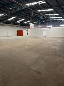 Galpão/Depósito/Armazém para alugar, 900m² no Tibery, Uberlândia
