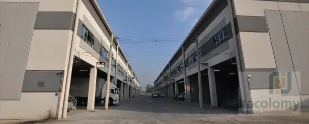 Galpão/Depósito/Armazém para alugar, 1329m² no Tamboré, Barueri