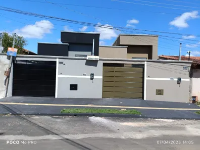 Casa com 3 Quartos à venda, 117m² no Jardim Tropical, Aparecida de Goiânia
