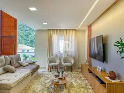 Casa com 3 Quartos à venda, 226m² no Bom Retiro, Teresópolis