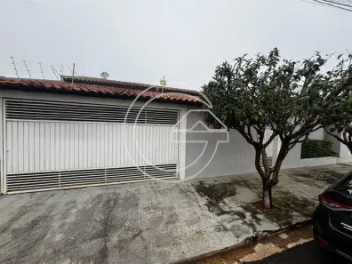 Casa com 3 Quartos à venda, 127m² no Centro, Marília