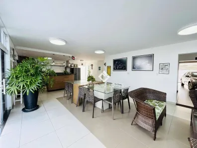 Casa de Condomínio com 2 Quartos à venda, 420m² no Vila Zezé, Jacareí