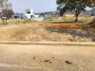 Lote/Terreno à venda, 370m² no Vila dos Ipês, Lagoa Santa