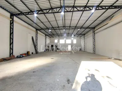 Galpão/Depósito/Armazém para alugar, 300m² no São Geraldo, Porto Alegre