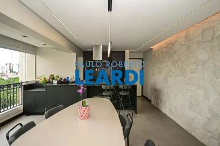 Apartamento com 2 Quartos à venda, 77m² no Vila Suzana, São Paulo