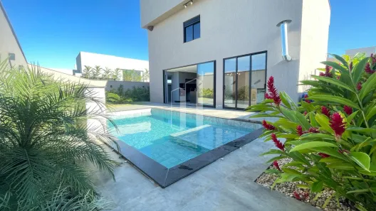 Casa de Condomínio com 4 Quartos à venda, 283m² no Jardins França, Goiânia