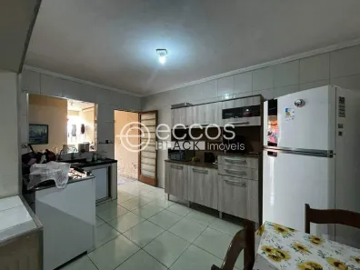 Casa com 2 Quartos à venda, 144m² no Vila Progresso, Sorocaba
