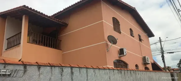 Casa com 3 Quartos à venda, 239m² no Centro, Araçoiaba da Serra
