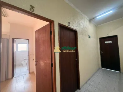 Sala Comercial para alugar, 32m² no Jardim Bom Clima, Guarulhos